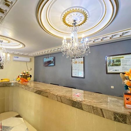 Fini Hotel Bobende Limbe Zewnętrze zdjęcie