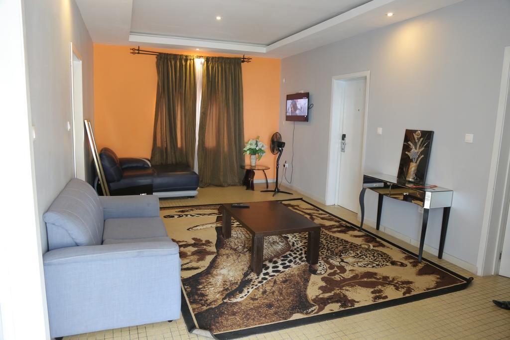 Fini Hotel Bobende Limbe Zewnętrze zdjęcie